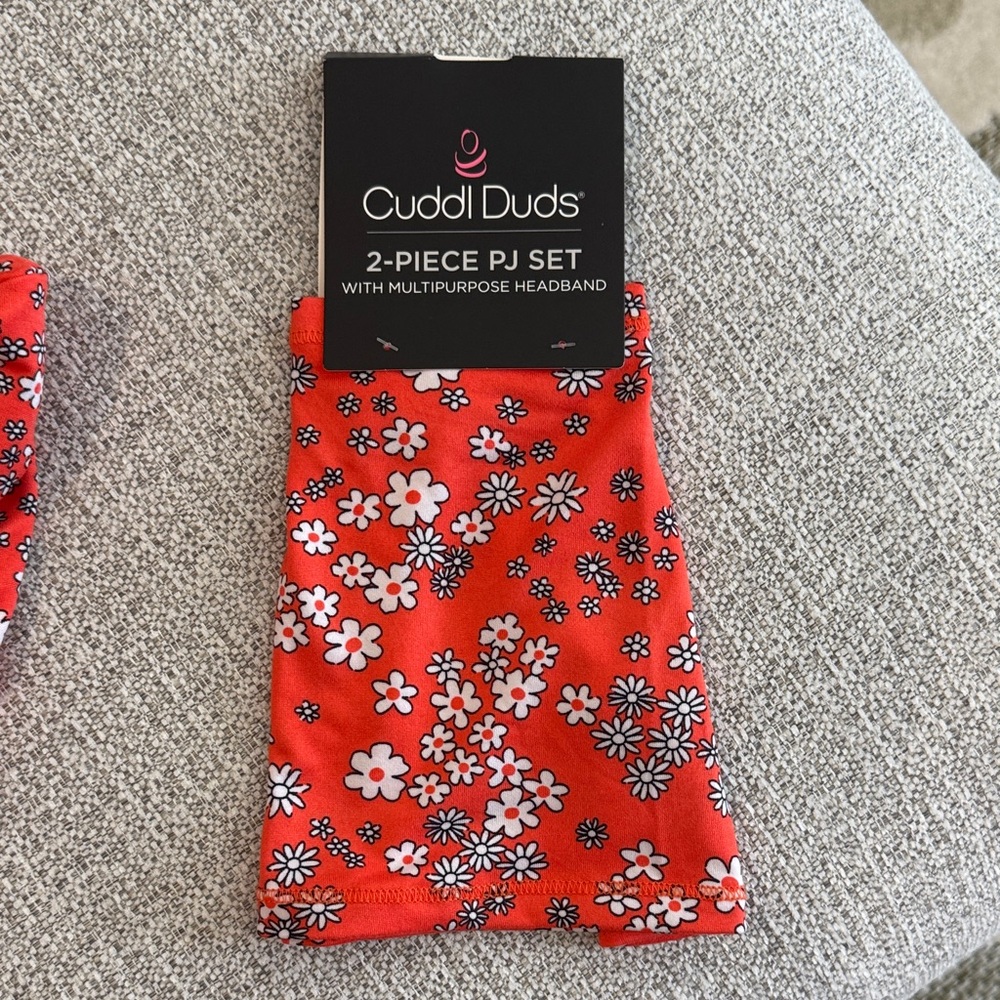 Cuddl Duds Cozy Short Sleeve Pajama Top & Capri Set with Headband
